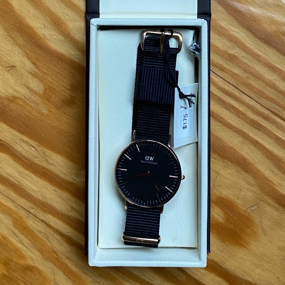 💥NWT Daniel Wellington men’s watch